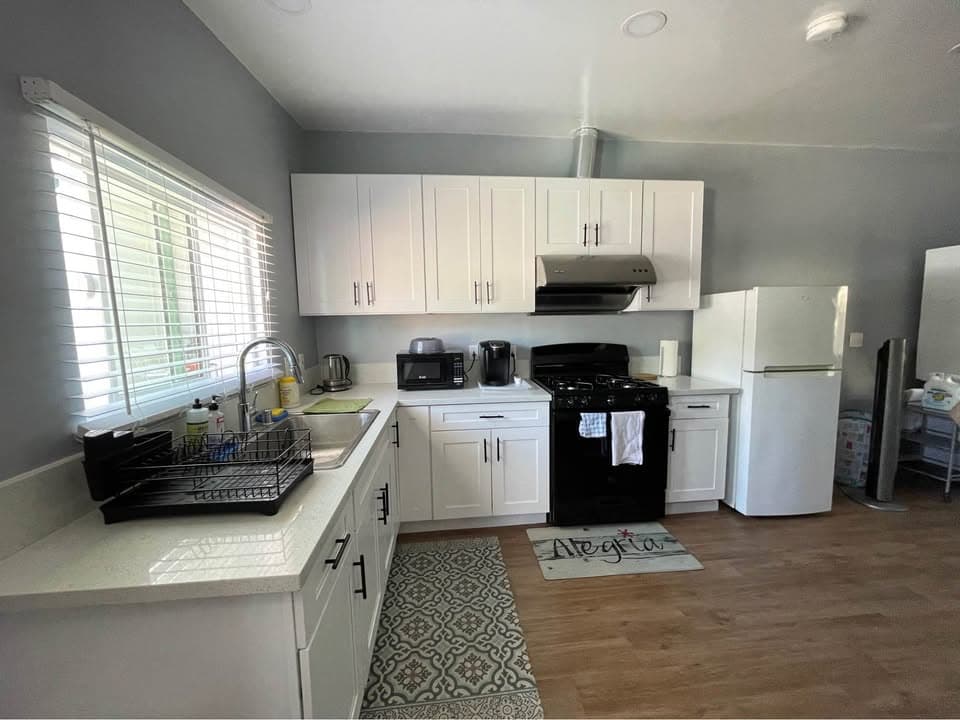 West Covina furnished 1B1B ADU with all amenities. 图片 2
