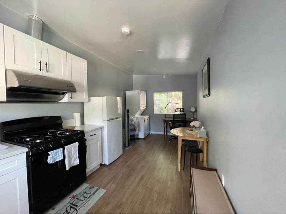 West Covina furnished 1B1B ADU with all amenities. 图片 3