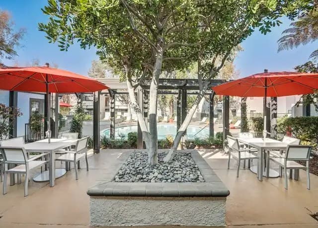 Villas at Rowland Heights (55+ Community)|Rowland Heights 公寓出租 图片 3