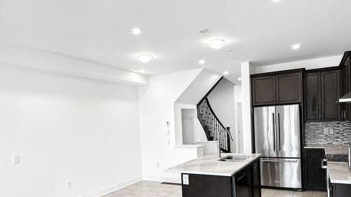 103 DRIZZEL CRESCENT|4室3卫出租 图片 3