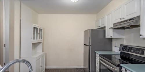 112-15130 108 Avenue|2室2卫出租 图片 3