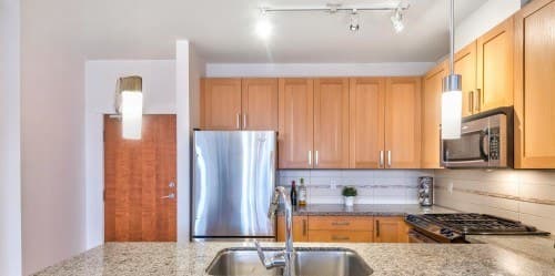 408-15918 26 Ave Avenue|2室2卫出租 图片 3