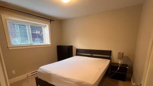 Semi-Basement-1331 Greenbank Crt|2室1卫出租