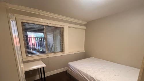 Semi-Basement-1331 Greenbank Crt|2室1卫出租 图片 3