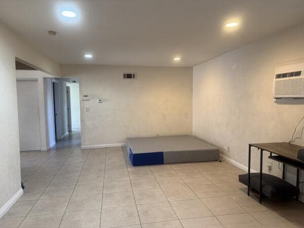 Alhambra 市后屋出租