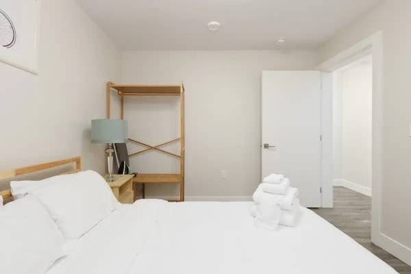 诚招男生 租期可议 随时入住黄金地带宁静美景公寓大主/副卧 带家具近天车 友善男室友 图片 3